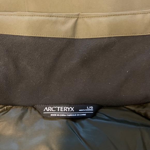 Arc’teryx Parka - Picture 4 of 5